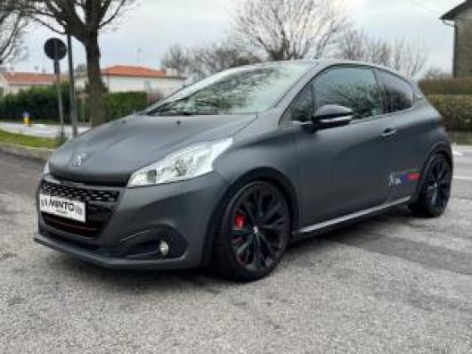 usato PEUGEOT 208