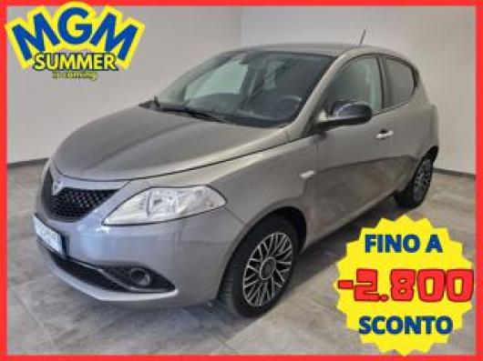 usato LANCIA Ypsilon