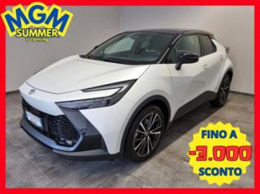usato TOYOTA C HR