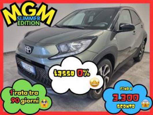usato TOYOTA Aygo X