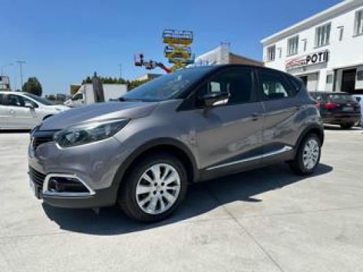 usato RENAULT Captur