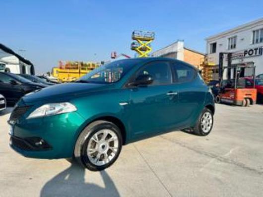 usato LANCIA Ypsilon