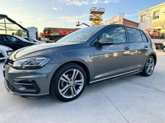 usato VOLKSWAGEN Golf