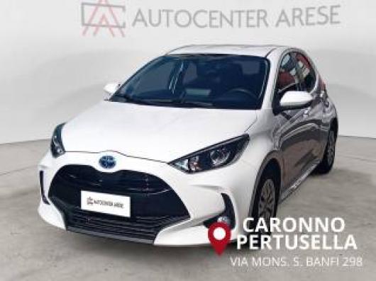 usato TOYOTA Yaris