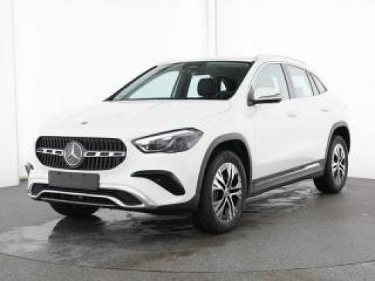 usato MERCEDES GLA 180
