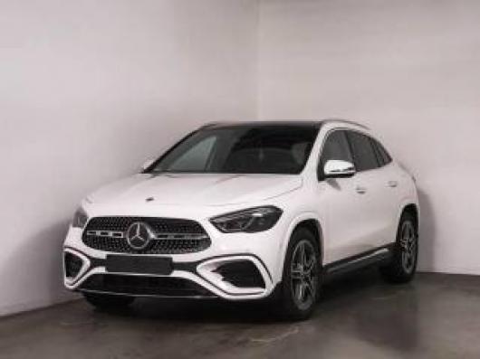 usato MERCEDES GLA 180