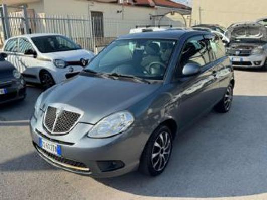 usato LANCIA Ypsilon