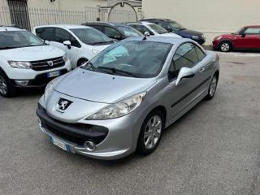 usato PEUGEOT 207
