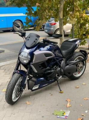 usato DUCATI Diavel
