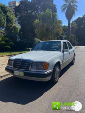usato MERCEDES 200