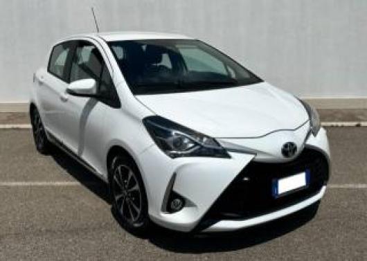 usato TOYOTA Yaris