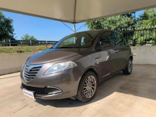 usato LANCIA Ypsilon