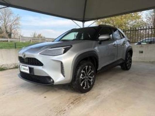 usato TOYOTA Yaris Cross