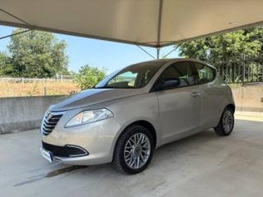 usato LANCIA Ypsilon