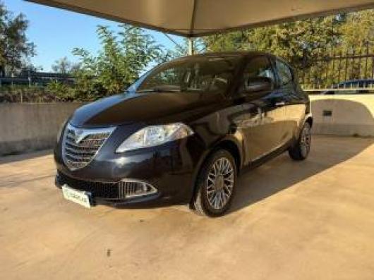 usato LANCIA Ypsilon
