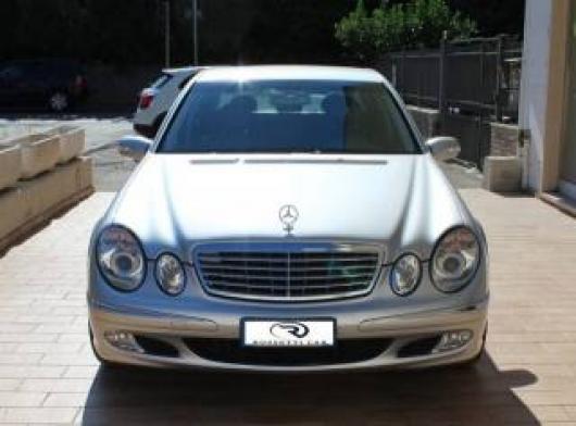 usato MERCEDES E 220