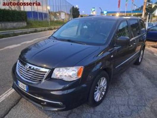 usato LANCIA Voyager