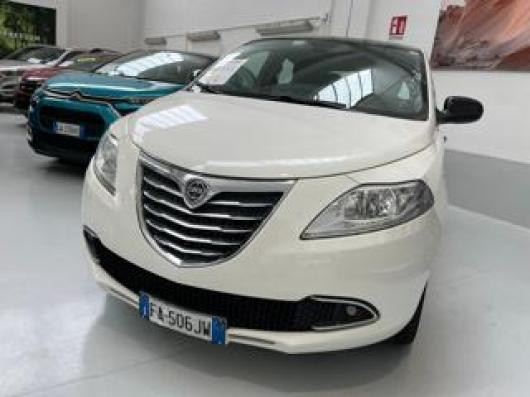 usato LANCIA Ypsilon