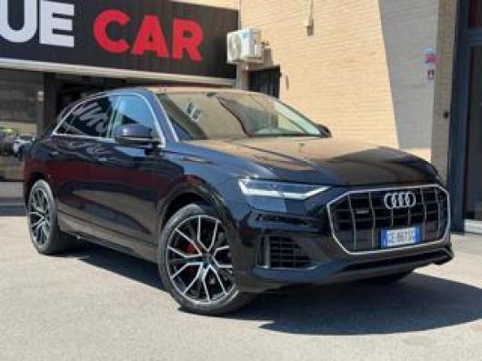 usato AUDI Q8