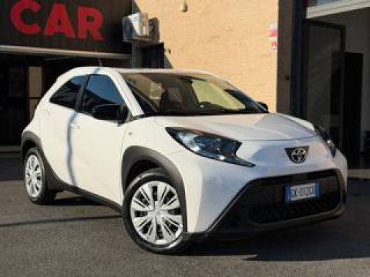 usato TOYOTA Aygo X