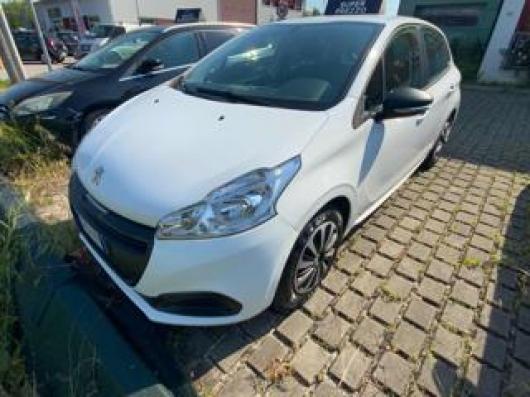 usato PEUGEOT 208