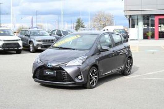 usato TOYOTA Yaris