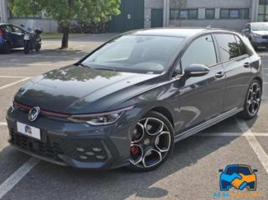 usato VOLKSWAGEN Golf