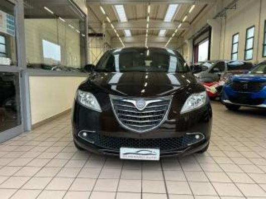 usato LANCIA Ypsilon