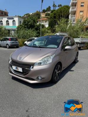 usato PEUGEOT 208