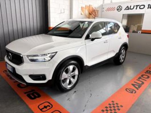 usato VOLVO XC40