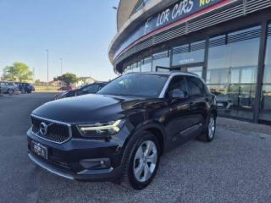usato VOLVO XC40