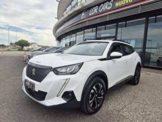 usato PEUGEOT 2008