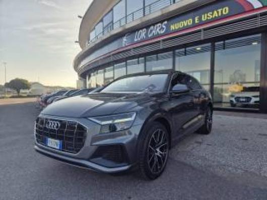 usato AUDI Q8