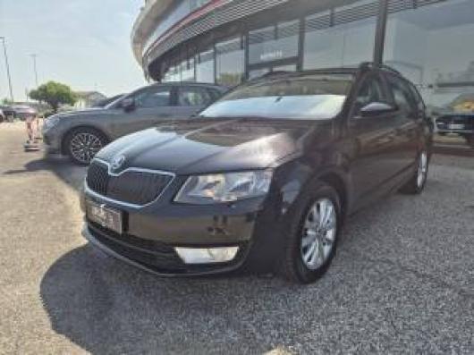 usato SKODA Octavia