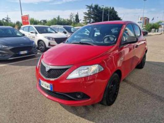 usato LANCIA Ypsilon