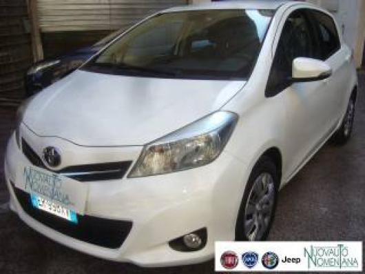 usato TOYOTA Yaris