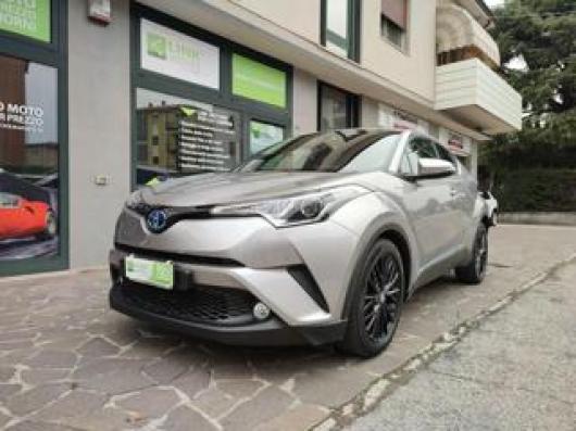 usato TOYOTA C HR