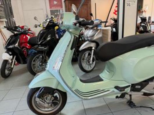 usato VESPA Primavera 125