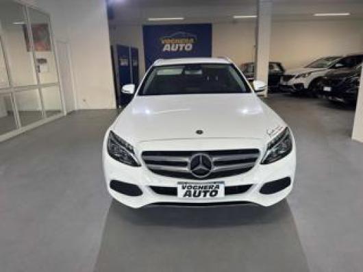 usato MERCEDES C 200