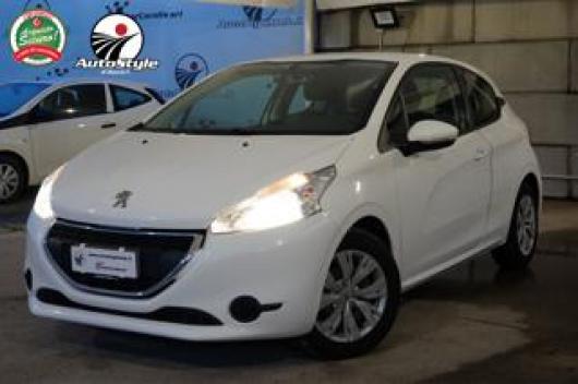 usato PEUGEOT 208