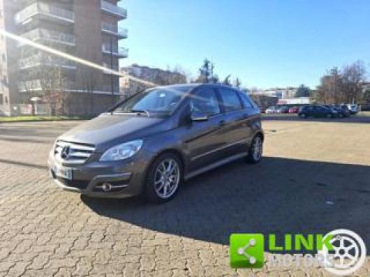 usato MERCEDES B 200