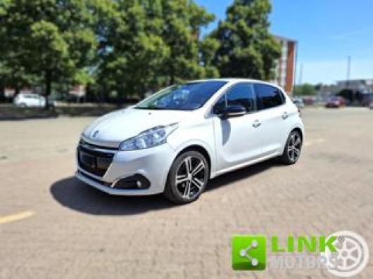 usato PEUGEOT 208
