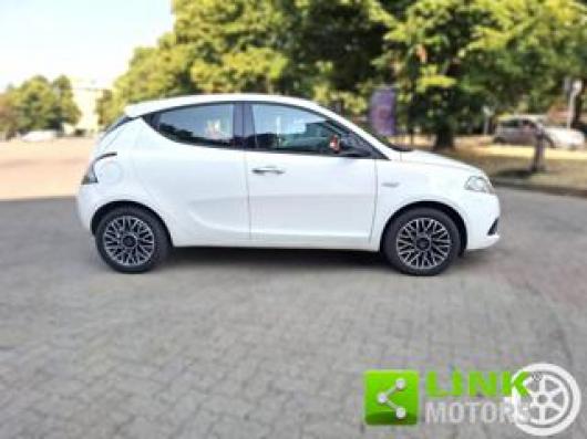 usato LANCIA Ypsilon