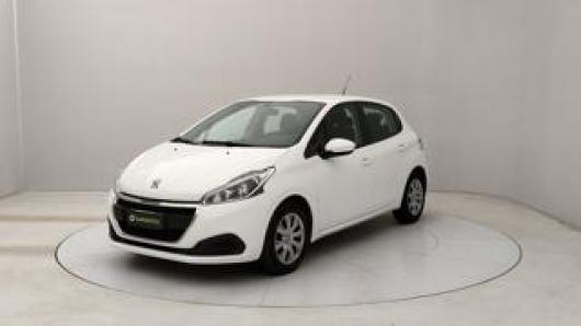 usato PEUGEOT 208