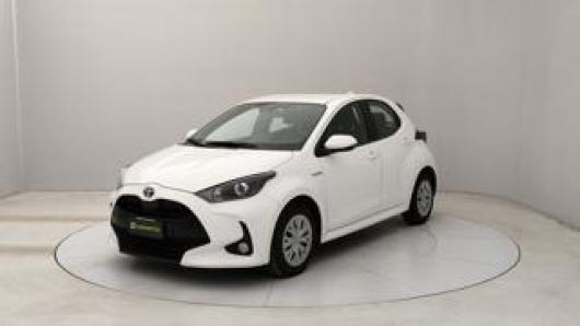 usato TOYOTA Yaris
