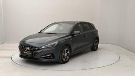 i30