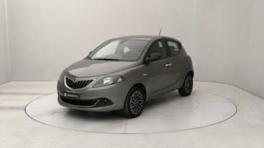 usato LANCIA Ypsilon