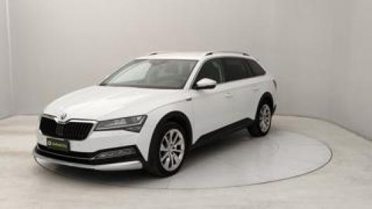 usato SKODA Superb