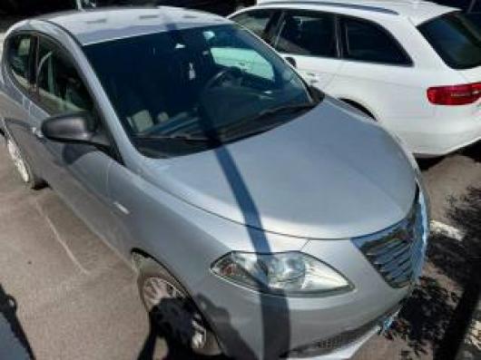 usato LANCIA Ypsilon