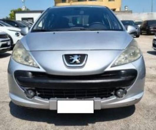 usato PEUGEOT 207